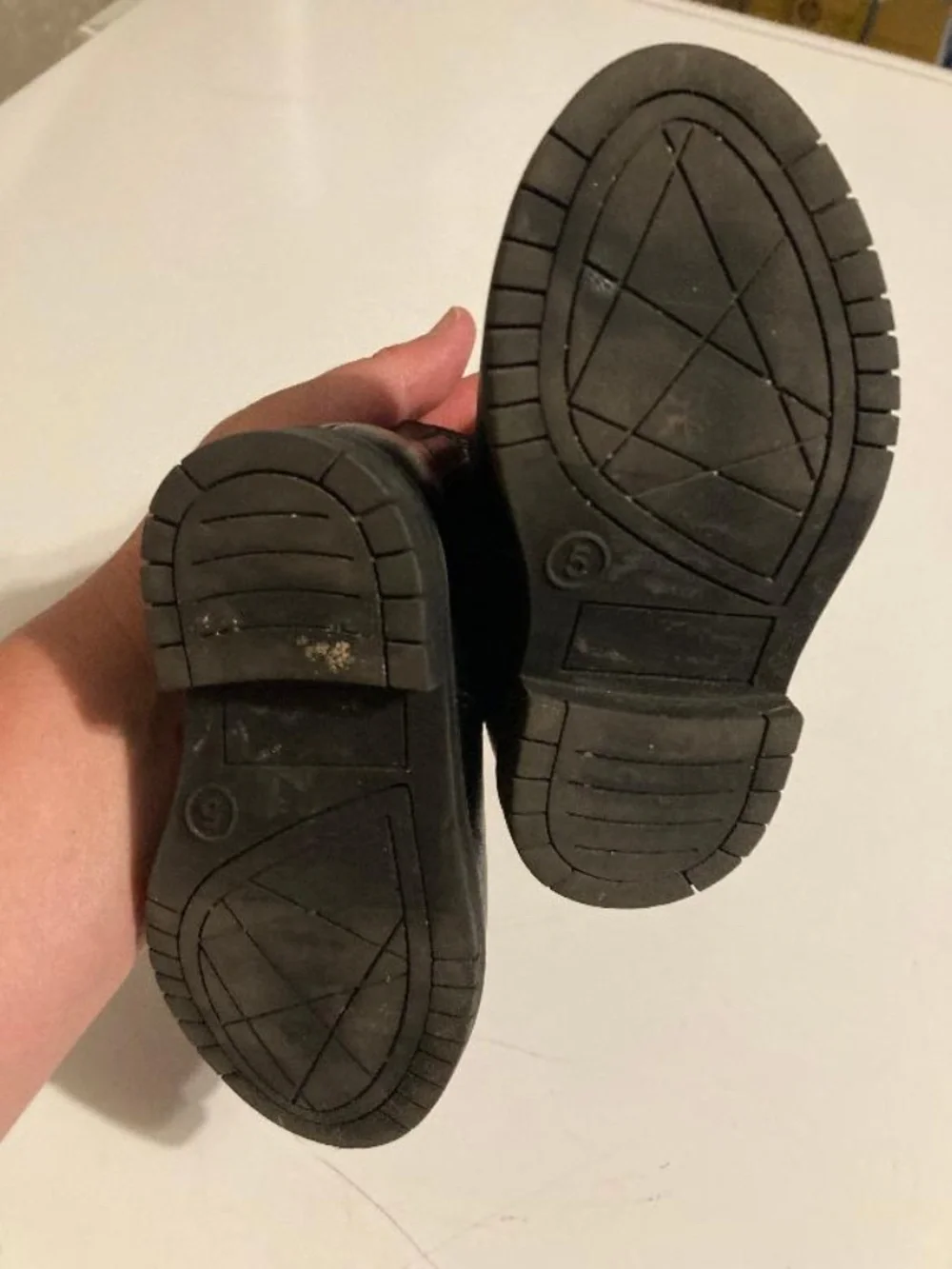Cat&Jack Toddler Black boots Size 5